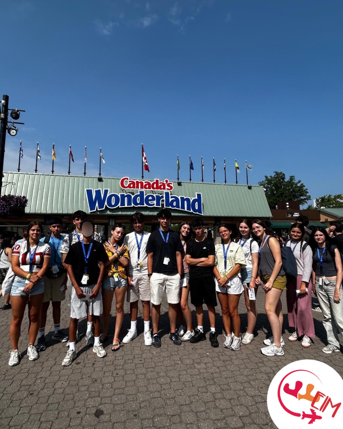 Participantes en la excursión a Canada’s Wonderland